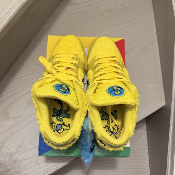 Nike SB Dunk Low Grateful Dead Yellow - Picture 2 of 16